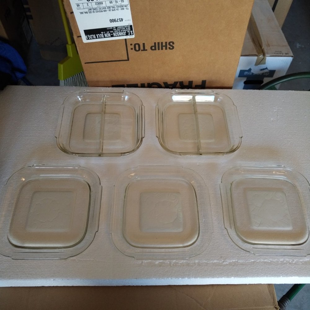 SET OF 5 DIVIDED GLASS & GLASS PLATES WITH FLOWERS